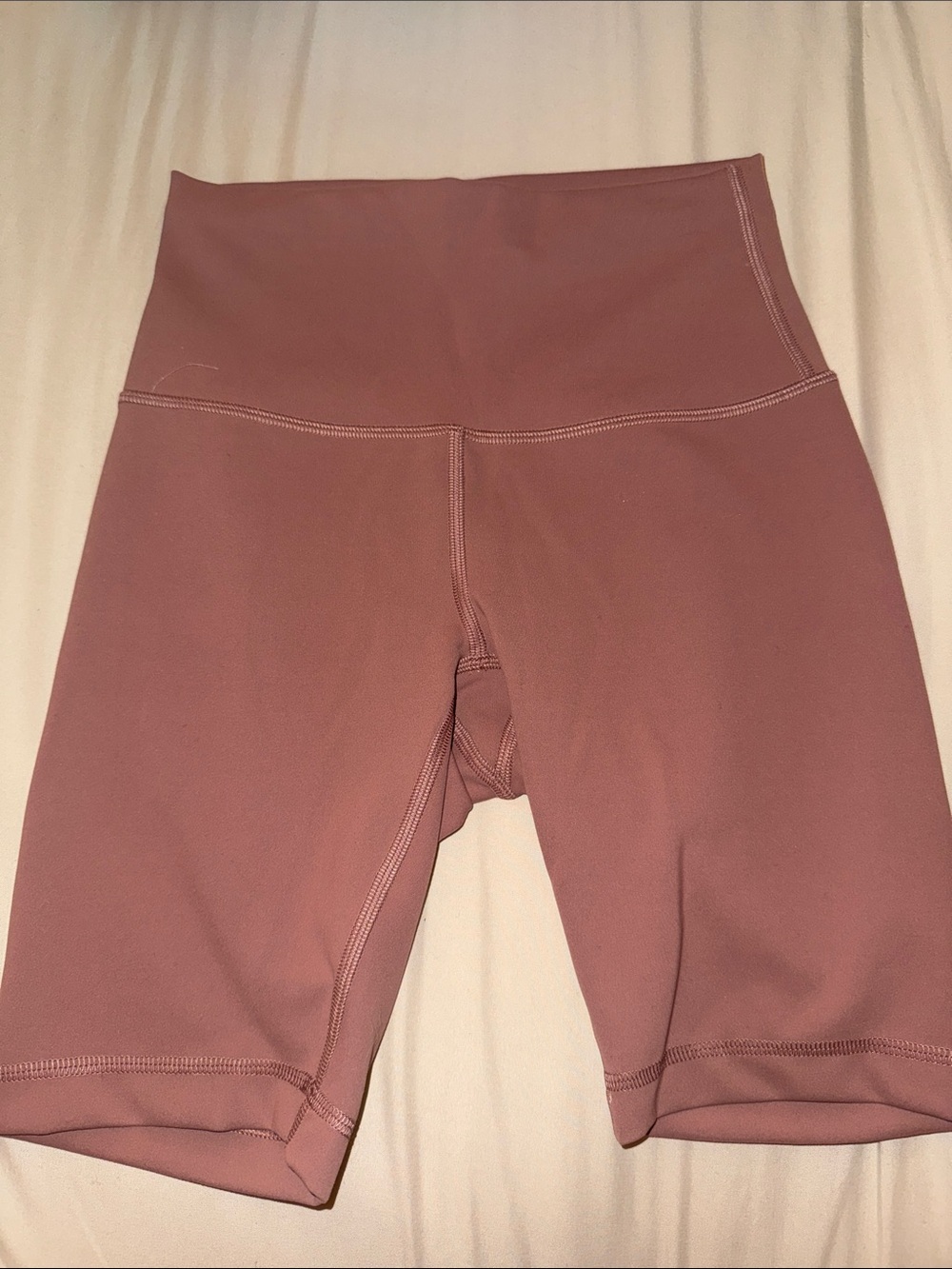 Lululemon High-Waist Women’s Align Shorts Size 4